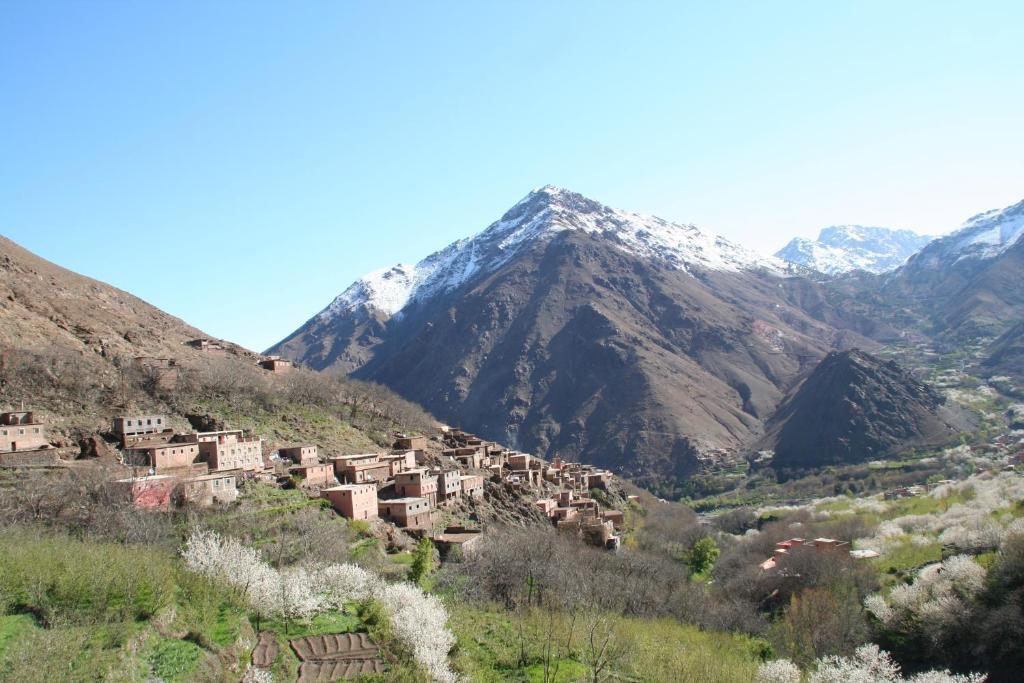Chez Les Berberes Bed & Breakfast Imlil  Exterior photo